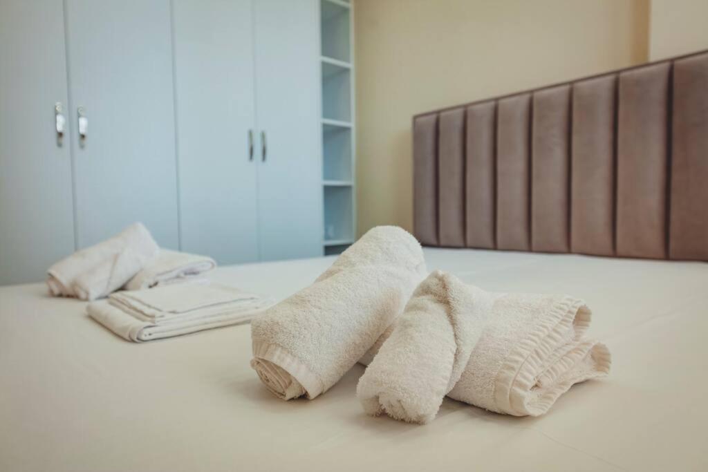 Luxury Apartment At Myslym Shyri تيرانا المظهر الخارجي الصورة