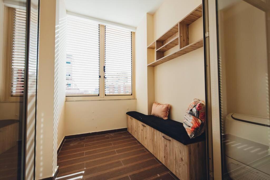 Luxury Apartment At Myslym Shyri تيرانا المظهر الخارجي الصورة