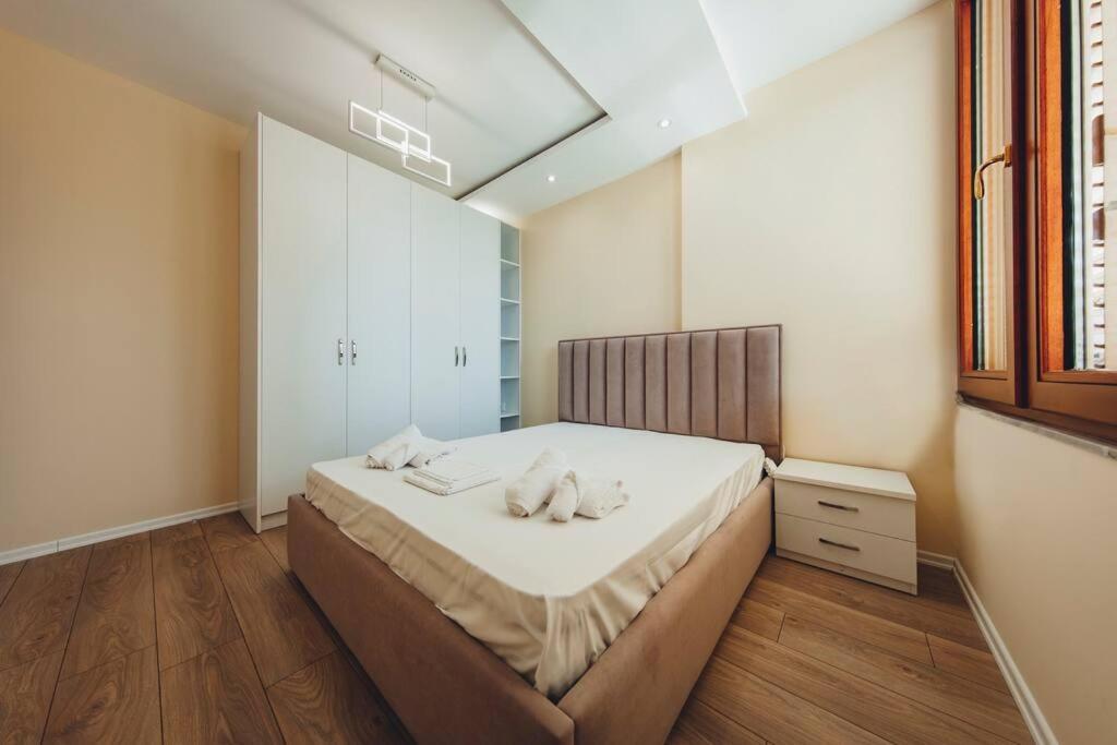 Luxury Apartment At Myslym Shyri تيرانا المظهر الخارجي الصورة